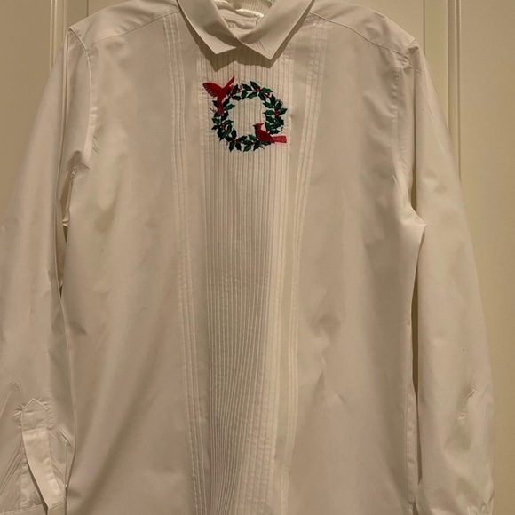 Foxcroft Christmas Wreath Pleated Blouse White Size 10 - Picture 1 of 3